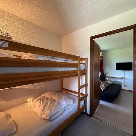 1100, 3 Pièces, 6 Personnes - Fr-1-642-15 *